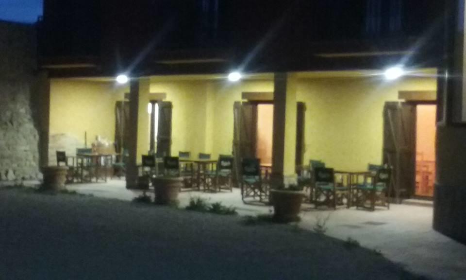 Pensjonat Casa Arrieta Castejon de Valdejasa Zewnętrze zdjęcie